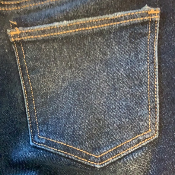 American Rag Kick Flare New Fit High Rise Jeans, Size 1, EUC, MAKE AN OFFER!!! - Picture 7 of 12